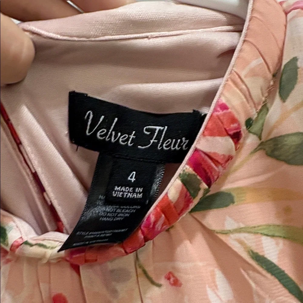 ✨Velvet Fleur Floral Chiffon Dress✨ - Picture 5 of 7